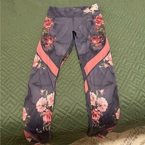 Violate the Dresscode Floral Print Leggings